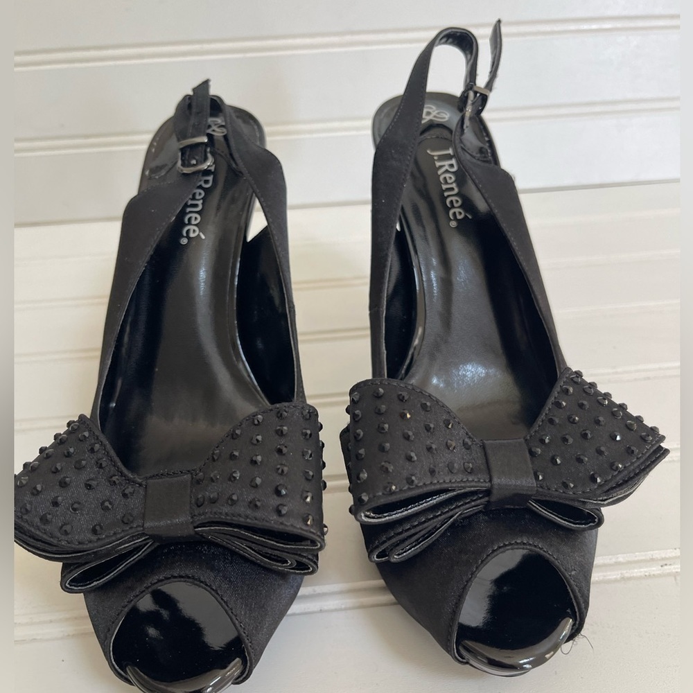 NIB J.Renee Womens Queenie Satin Peep Toe Size 8.5 Slingback 3” Heel Shoe